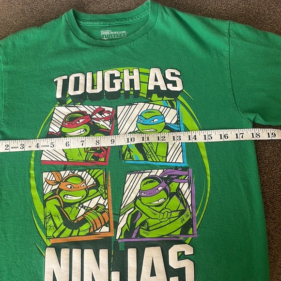 NWOT Nickelodeon Teenage Mutant Ninja.
Excellent Condition 
Green size 14/16 - Picture 6 of 7